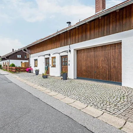 Апартаменты Gaestehaus Kamaria Rinchnach